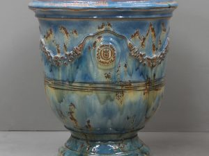 Blue Lagoon Versailles Traditional Coupe
