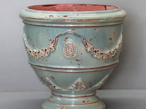 Celadon Versailles Traditional Coupe